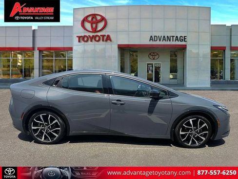 Certified 2026 Toyota Prius Plug-In Hybrid w/ Limited Premium Package FWD image 5