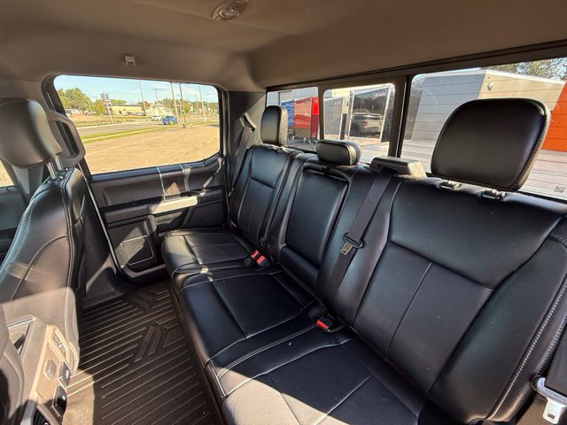 Used 2020 Ford F250 Lariat w/ Lariat Value Package AWD/4WD image 32