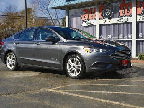 Used 2018 Ford Fusion S image 21