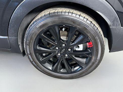 Used 2023 Chevrolet Bolt EUV Premier w/ Redline Edition image 37