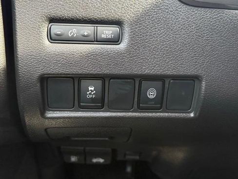 Certified 2024 Nissan Murano SV w/ SV Midnight Edition Package image 26