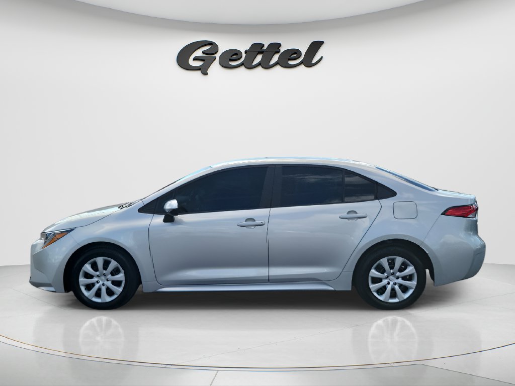 Used 2024 Toyota Corolla LE FWD image 8