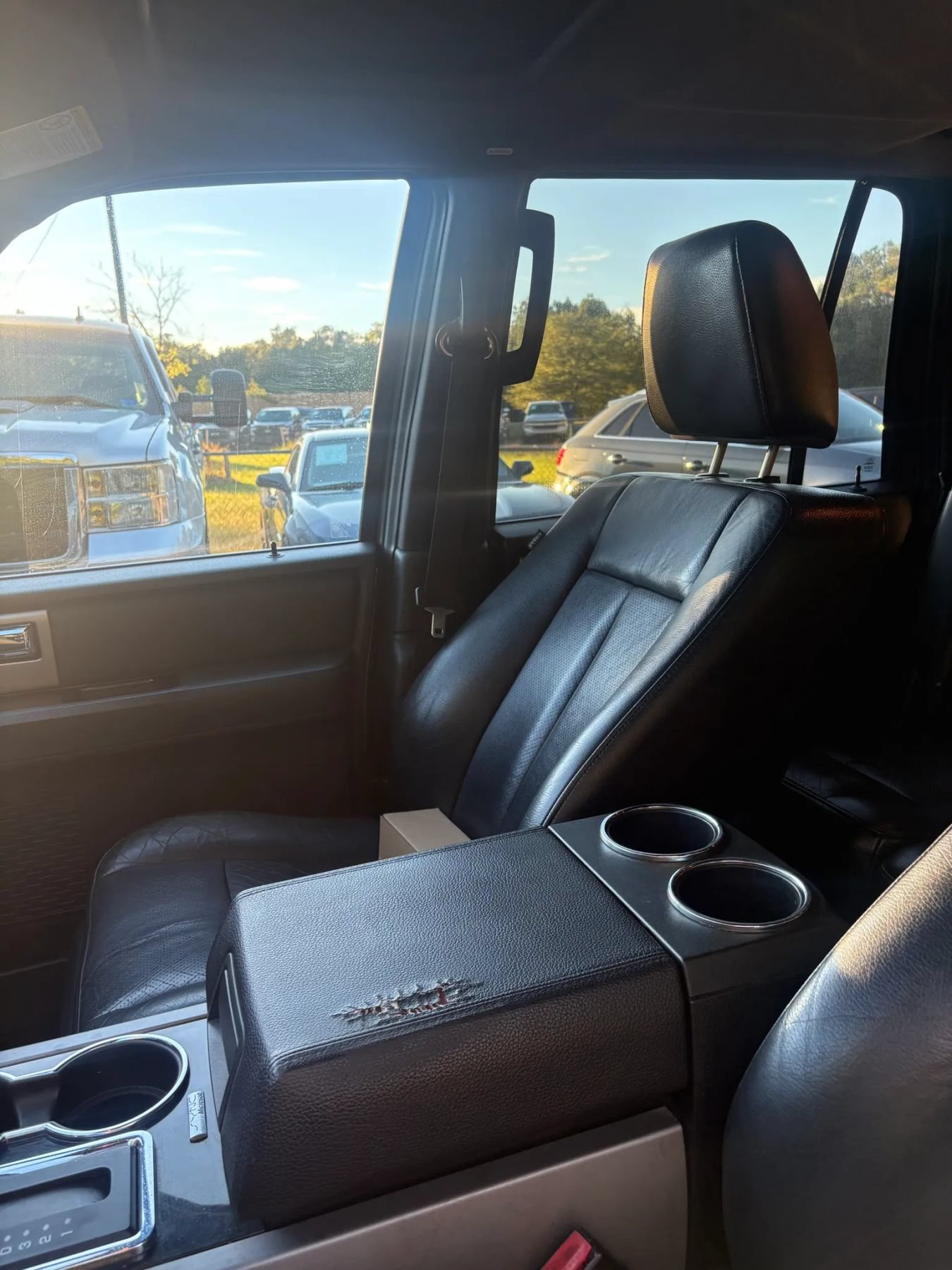 Used 2011 Ford Expedition Limited w/ 301A Rapid Spec Order Code AWD/4WD image 46