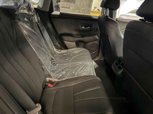 Certified 2025 Acura ADX AWD image 36