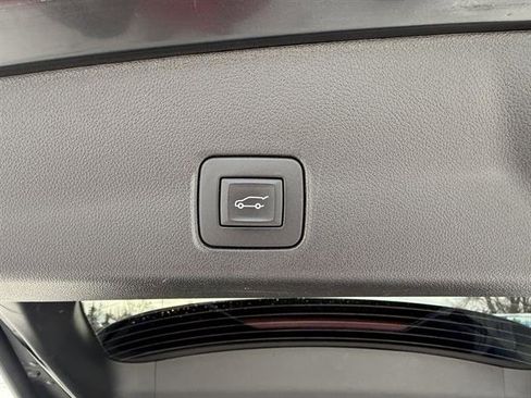 Used 2023 Chevrolet TrailBlazer RS w/ Sun and Liftgate Package image 26