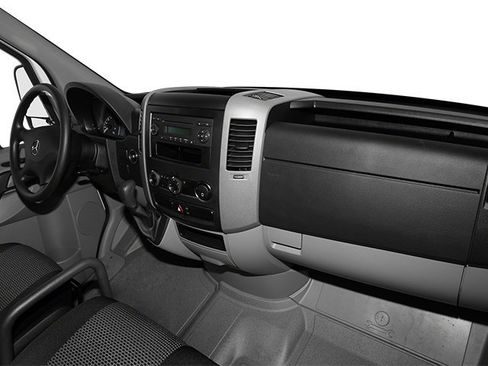 Used 2013 Mercedes-Benz Sprinter 2500 image 15