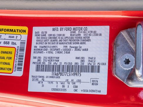 Used 2020 Ford Mustang GT w/ Equipment Group 301A RWD image 30