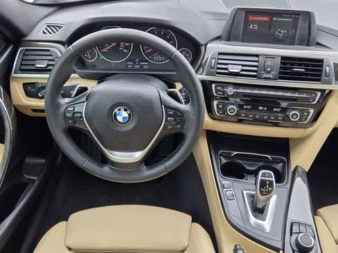 Used 2018 BMW 330i Sedan RWD image 15