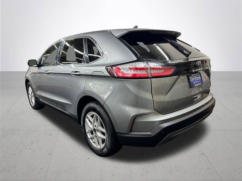 Used 2024 Ford Edge SEL image 4