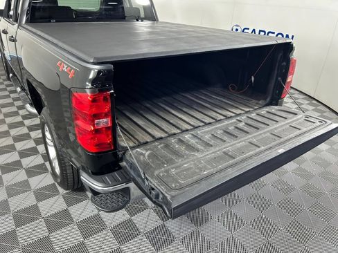 Used 2018 Chevrolet Silverado 1500 LT w/ All Star Edition AWD/4WD image 8