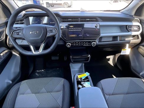 New 2027 Chevrolet Bolt LT w/ Comfort Package image 5