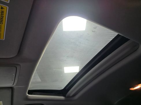 Used 2021 Honda CR-V EX image 18