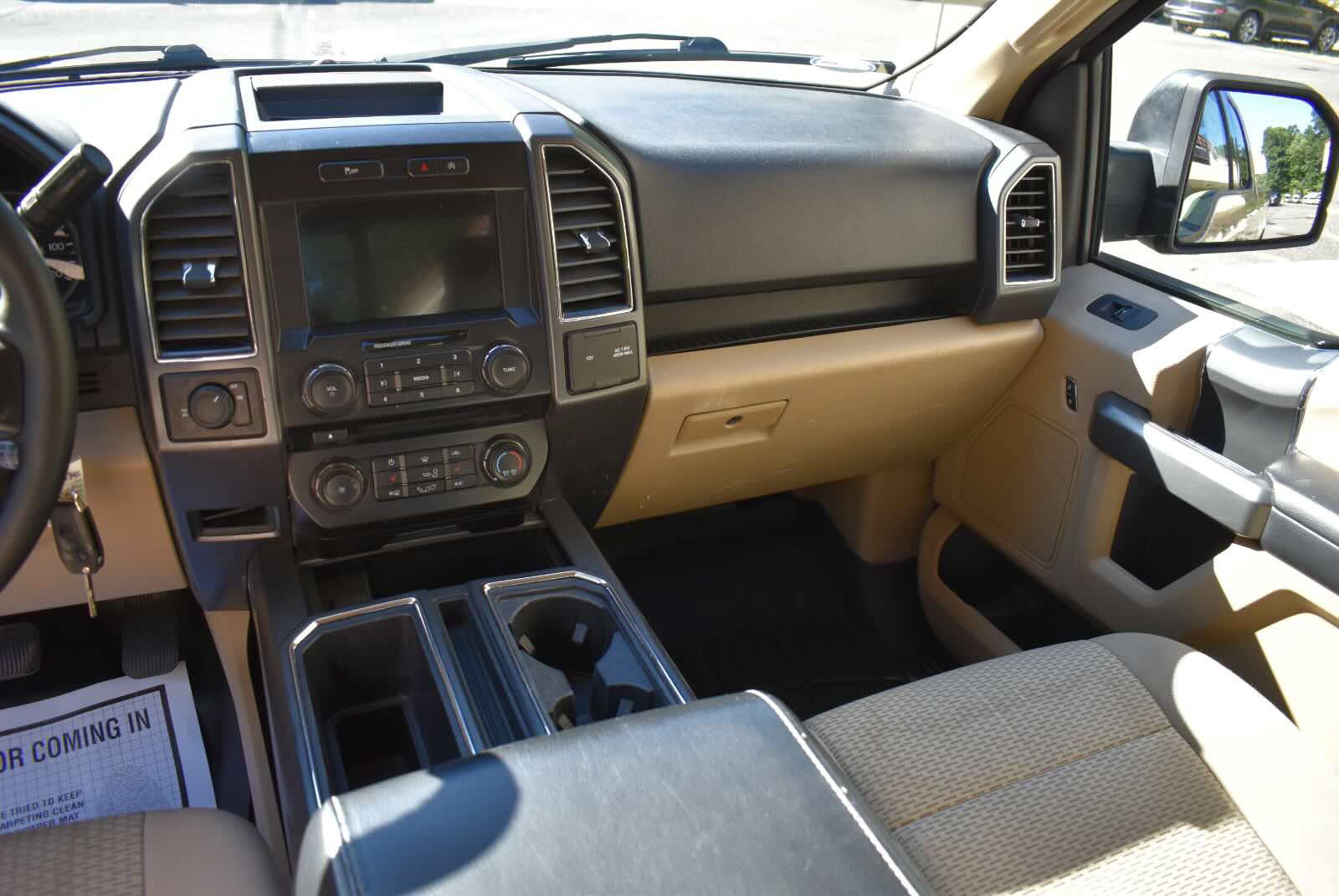 Used 2017 Ford F150 XLT w/ Equipment Group 302A Luxury RWD image 14