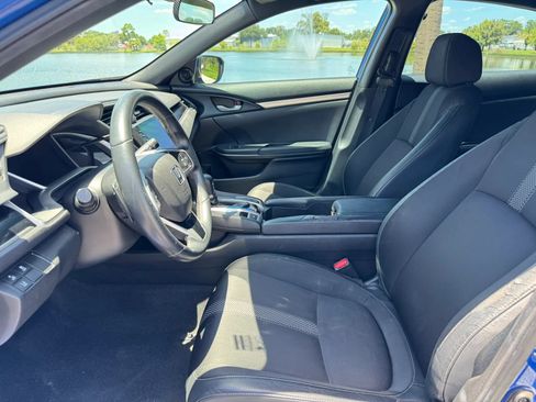 Used 2020 Honda Civic Sport image 12