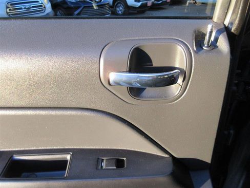 Used 2015 Jeep Patriot Sport w/ Power Value Group image 19