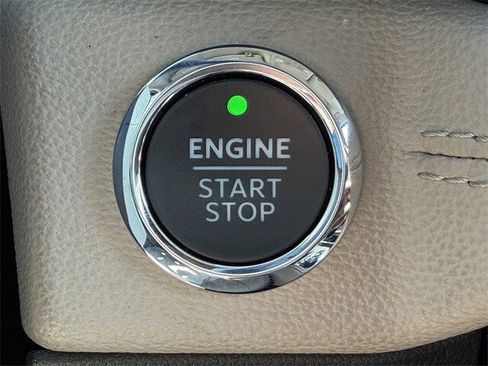 Used 2024 Ford Expedition Max Limited image 21