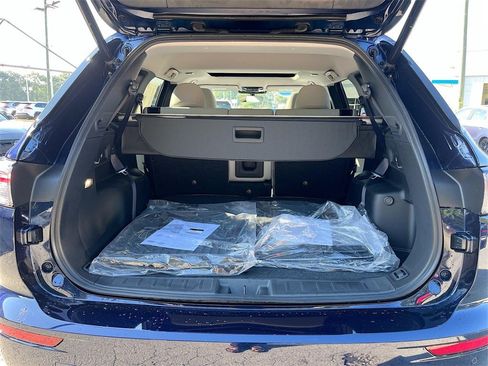 New 2025 Mitsubishi Outlander SE image 28