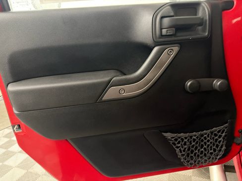 Used 2012 Jeep Wrangler Sport image 22