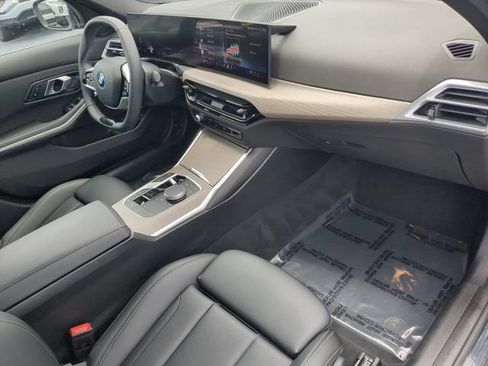 Used 2025 BMW 330i Sedan RWD image 14