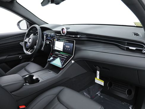 New 2026 Maserati Grecale Modena AWD/4WD image 10