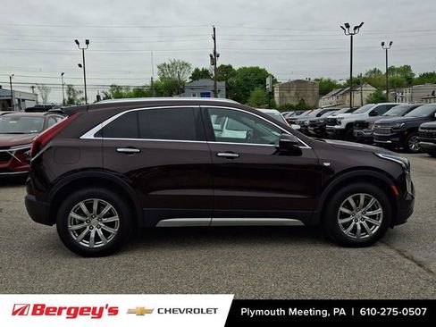 Used 2021 Cadillac XT4 Premium Luxury w/ Enhanced Visibility Package AWD/4WD image 9