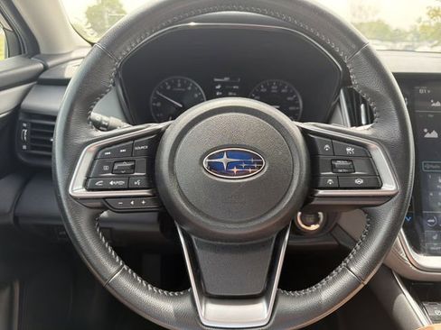 Used 2024 Subaru Outback Premium AWD/4WD image 27