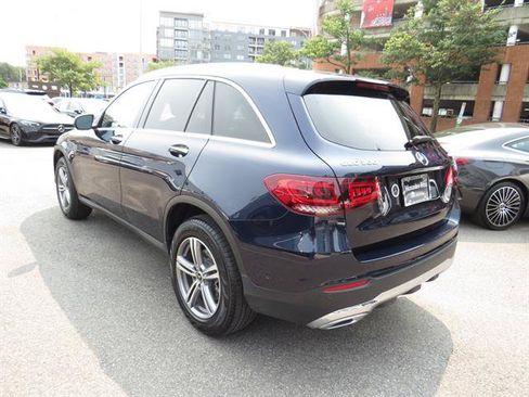 Used 2022 Mercedes-Benz GLC 300 4MATIC image 2