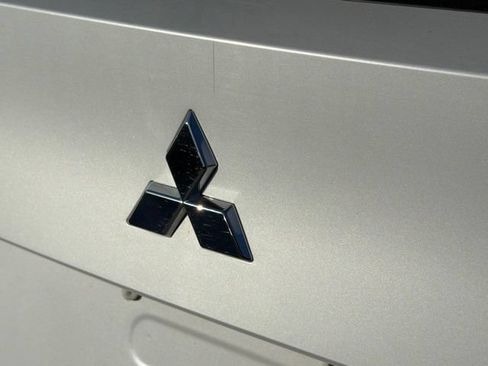 Used 2024 Mitsubishi Outlander SEL FWD image 12