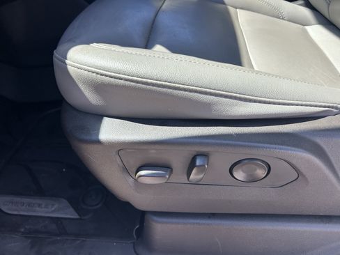 Used 2021 Chevrolet Tahoe LT AWD/4WD image 14