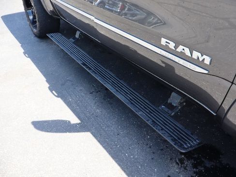 Used 2021 RAM 1500 Limited w/ Trailer Tow Group AWD/4WD image 19