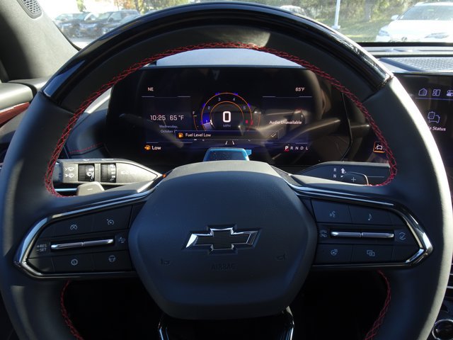New 2027 Chevrolet Traverse RS w/ LPO, Floor Liner Package FWD image 12