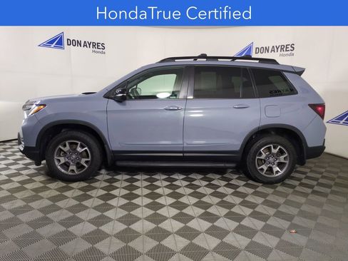 Certified 2023 Honda Passport TrailSport image 2