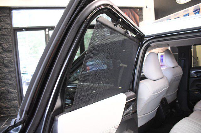 Used 2025 Mitsubishi Outlander AWD image 20