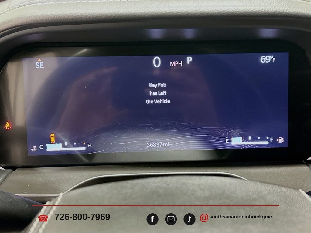 Used 2022 Jeep Grand Cherokee Overland RWD image 13