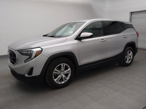 Used 2018 GMC Terrain SLE image 2