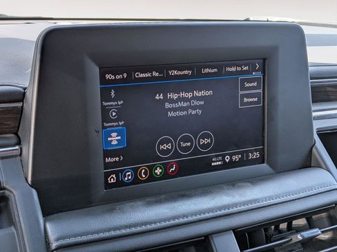Used 2023 Chevrolet Suburban LS w/ Driver Alert Package AWD/4WD image 18