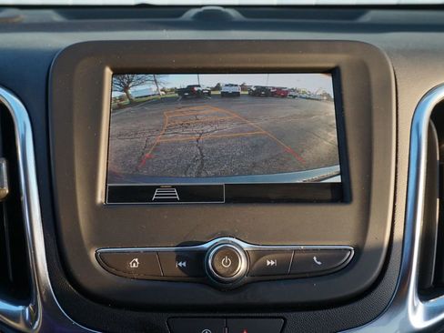 Used 2024 Chevrolet Equinox LS w/ LS Convenience Package FWD image 18