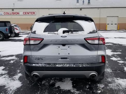 Certified 2022 Ford Escape Titanium w/ Titanium Elite Package image 3