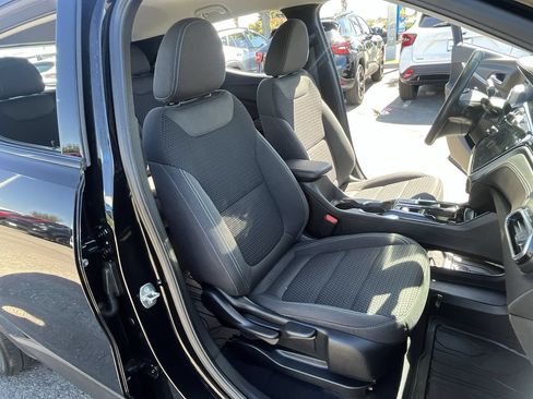 Used 2023 Chevrolet Bolt EUV LT w/ Driver Confidence Package FWD image 24