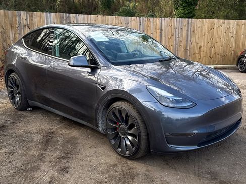 Used 2022 Tesla Model Y Performance image 21
