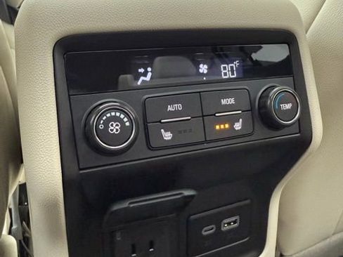 Used 2023 GMC Acadia Denali w/ Denali Ultimate Package image 33