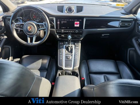 Used 2020 Porsche Macan image 2