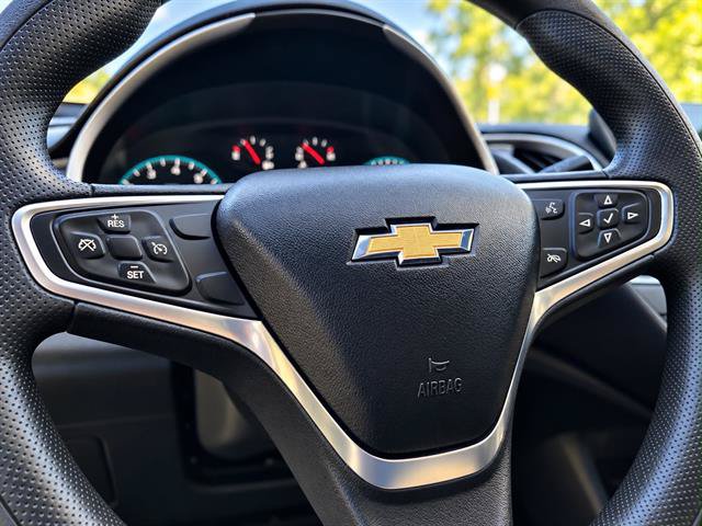 Used 2022 Chevrolet Malibu LT FWD image 16