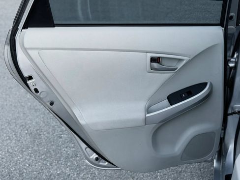 Used 2013 Toyota Prius Two FWD image 12