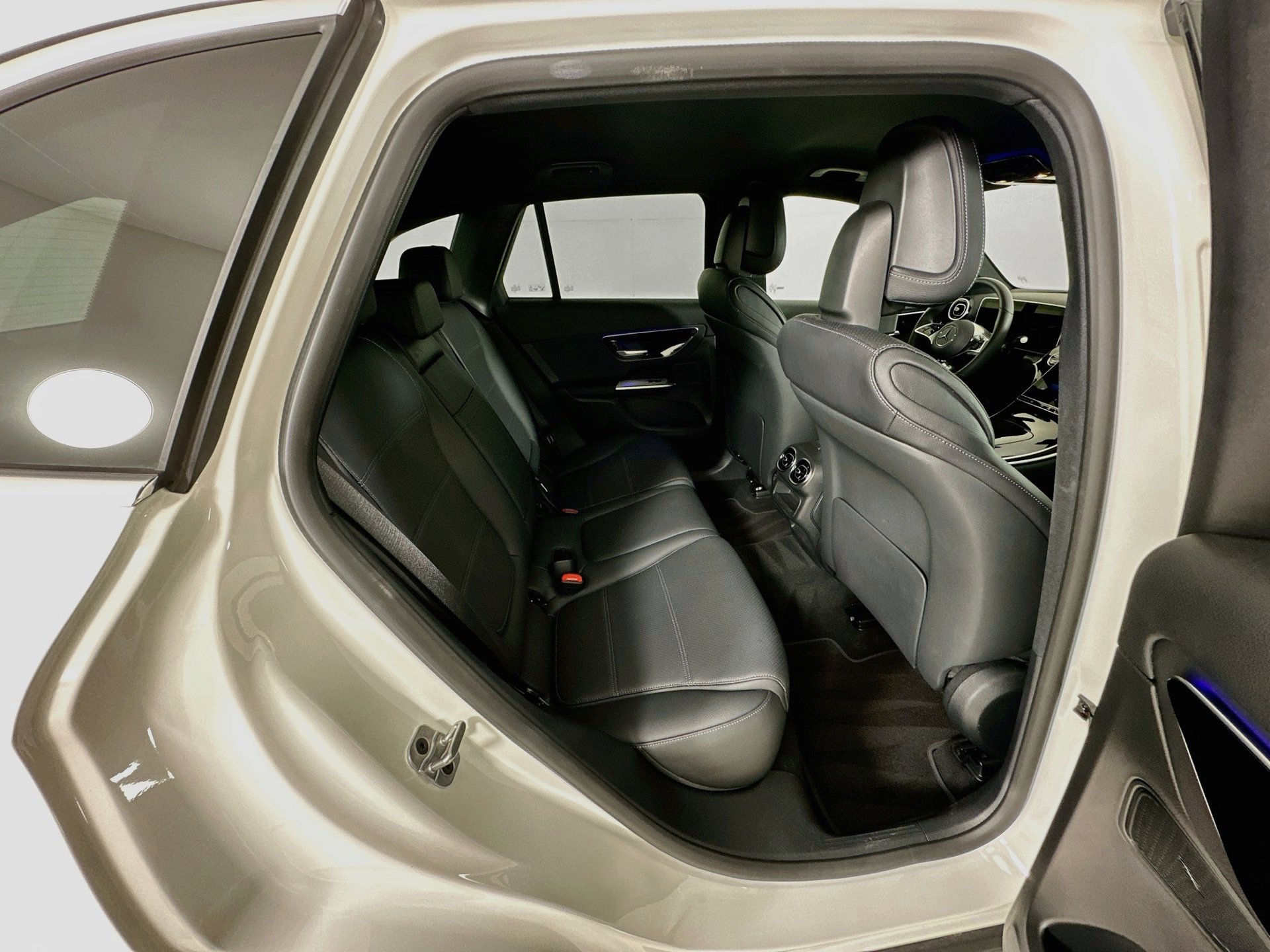 Certified 2026 Mercedes-Benz GLC 300 image 29