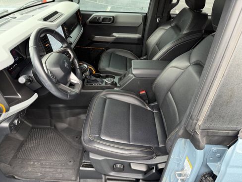 Used 2021 Ford Bronco Badlands image 12