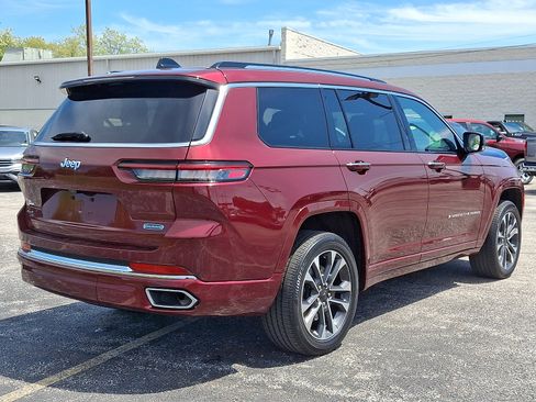 Used 2023 Jeep Grand Cherokee L Overland AWD/4WD image 7