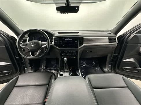 Used 2023 Volkswagen Atlas Cross Sport SE w/ Panoramic Sunroof Package image 21