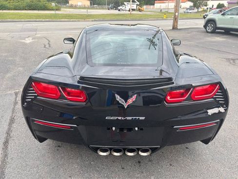 Used 2016 Chevrolet Corvette Stingray Coupe RWD image 8