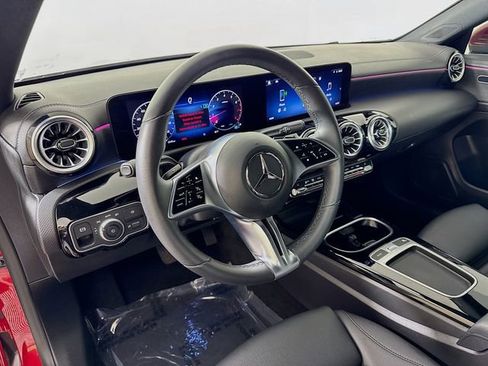 Used 2025 Mercedes-Benz CLA 250 image 13